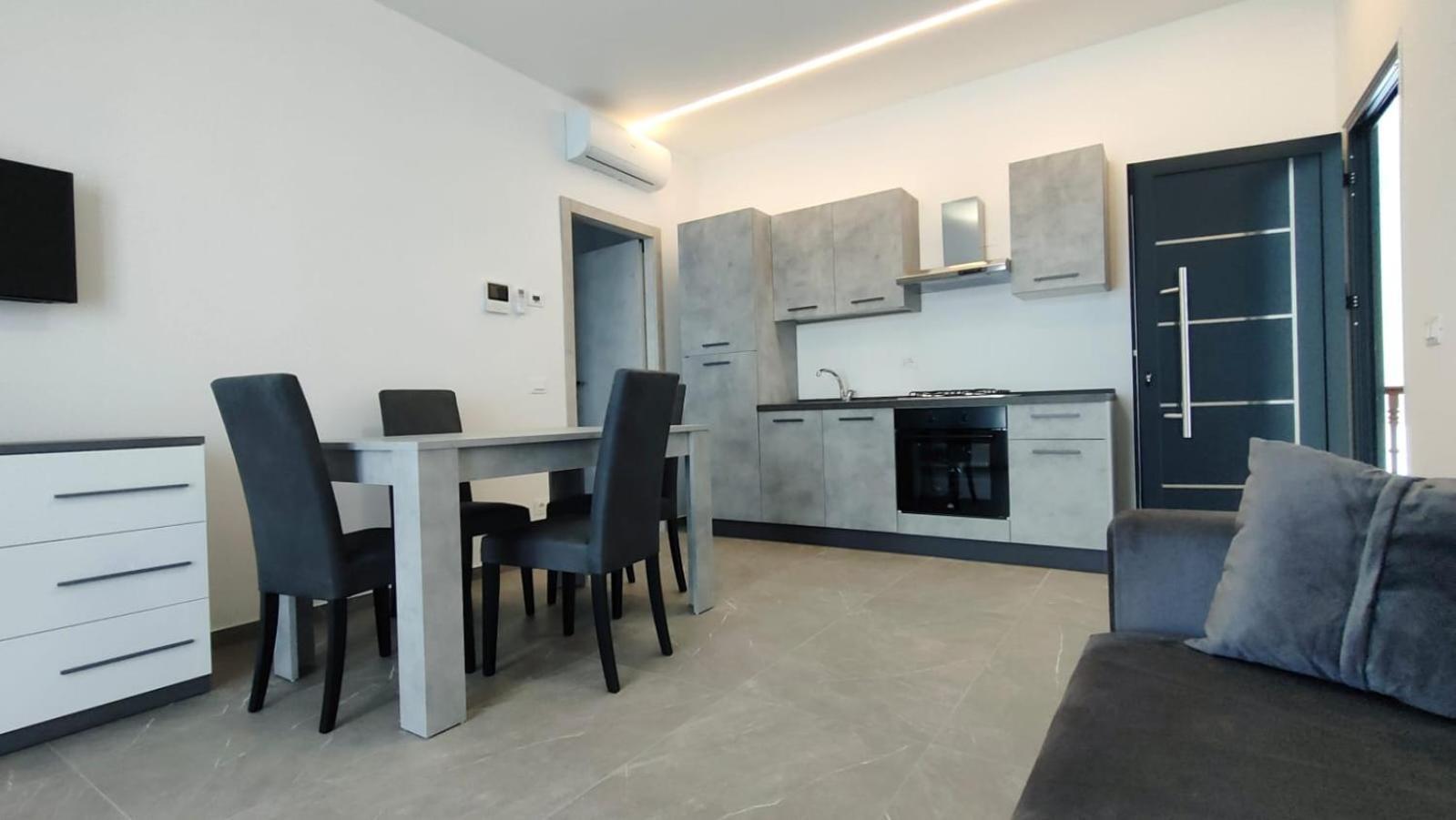 Villa Borghesi Suites Fronte Mare Rimini Zewnętrze zdjęcie