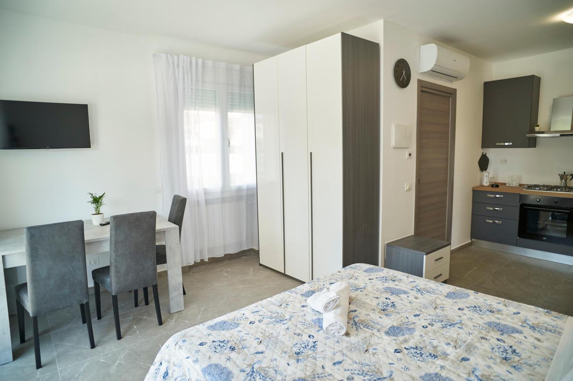 Villa Borghesi Suites Fronte Mare Rimini Zewnętrze zdjęcie