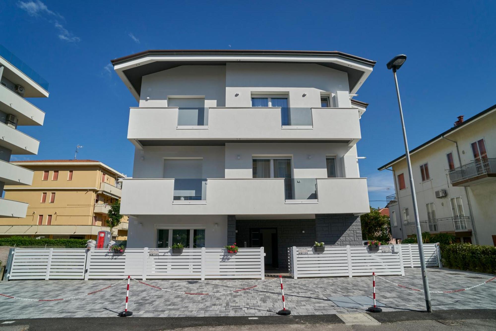 Villa Borghesi Suites Fronte Mare Rimini Zewnętrze zdjęcie