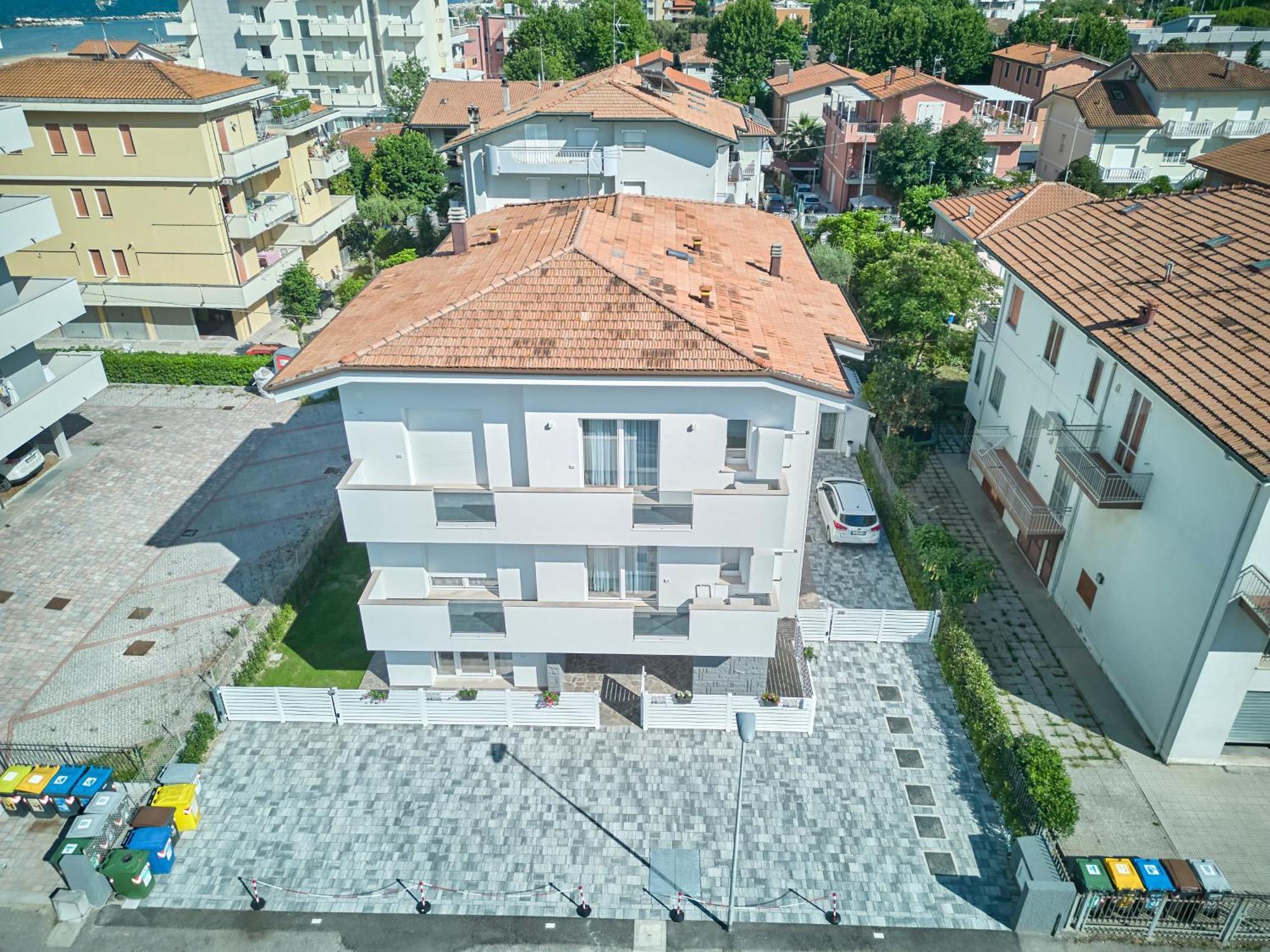 Villa Borghesi Suites Fronte Mare Rimini Zewnętrze zdjęcie